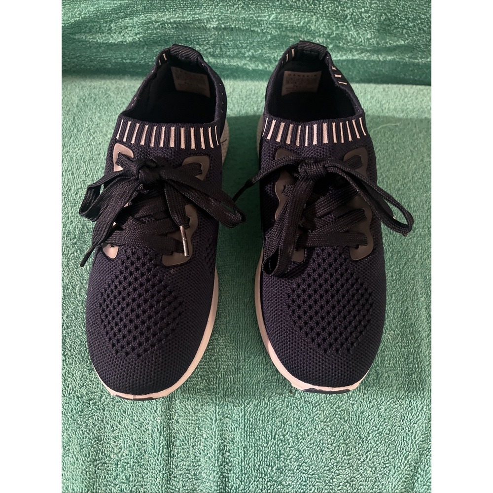Danskin Women Athletic Trainer Shoes Size‎ 6 1/2